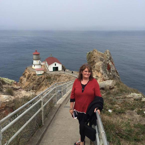 Meet your Posher, Terri - Picture 1 of 1